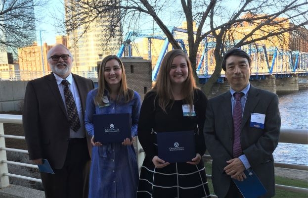 Hartline and Zomer Honored at Student Awards Convocation